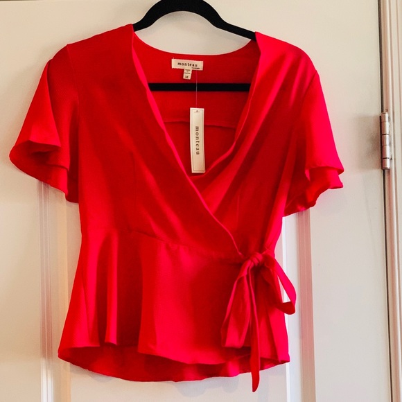 Monteau Tops - Monteau Wrap Top Size Medium